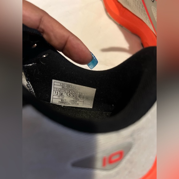 Brooks Launch 10 White Fiery Coral Shoes Sneakers Women’s 7.5 Running Walking - Picture 6 of 6